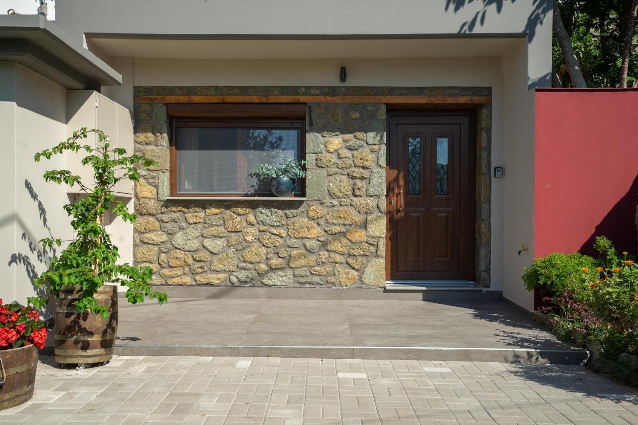 Meteoron Theasis Apartment Kalambaka Exterior photo
